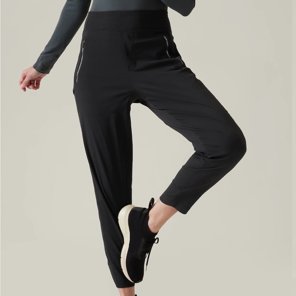 Athleta Trekkie North Jogger
